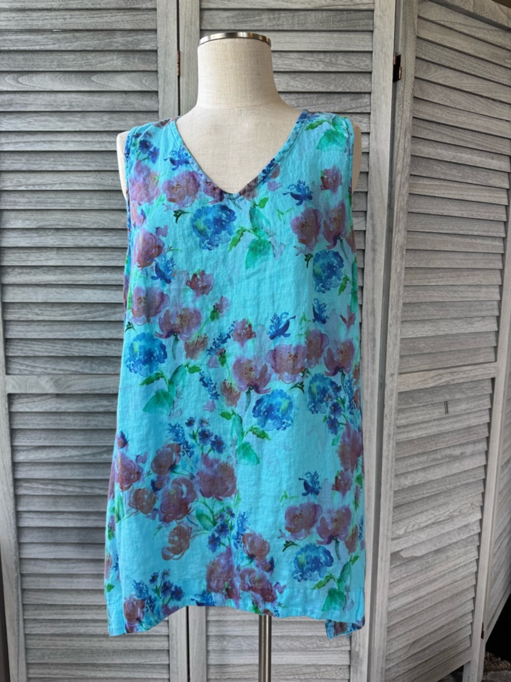 cut loose Teal Blue Linen Tunic with Soft Floral Accents